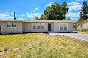 1866 16th St, Olivehurst, CA 95961 - Photo 2