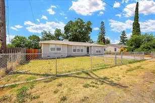 1866 16th St, Olivehurst, CA 95961 - Photo 4