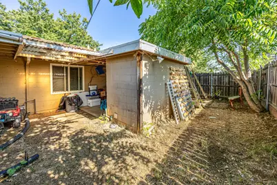 4903 58th Street, Sacramento, CA 95820 - Photo 18