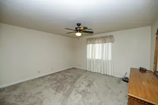 1647 Running, Ceres, CA 95307 - Photo 36