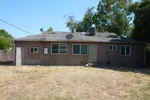 2817 W Alpine Ave, Stockton, CA 95204 - Photo 4