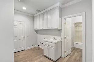 5 Latham Ln, Sacramento, CA 95864 - Photo 56