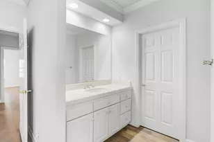 5 Latham Ln, Sacramento, CA 95864 - Photo 64