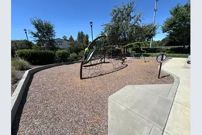 518 Drummond Avenue, Davis, CA 95618 - Photo 32