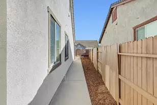 7552 Abbey Cir, Elk Grove, CA 95757 - Photo 62