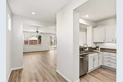 7552 Abbey Circle, Elk Grove, CA 95757 - Photo 18