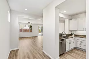 7552 Abbey Cir, Elk Grove, CA 95757 - Photo 18
