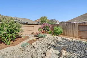 7552 Abbey Cir, Elk Grove, CA 95757 - Photo 52