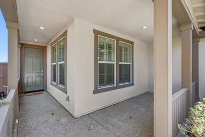7552 Abbey Circle, Elk Grove, CA 95757 - Photo 4