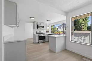 7725 McMullen Way, Sacramento, CA 95828 - Photo 12