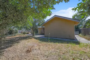 7640 Tattershall Way, Sacramento, CA 95823 - Photo 38