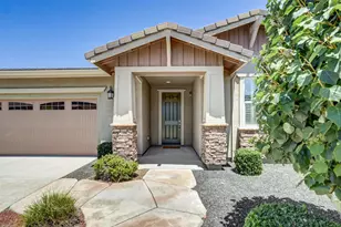 8609 Arcos Way, Elk Grove, CA 95757 - Photo 2