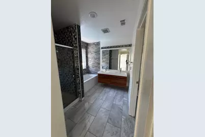 8284 Oakbark Court, Elk Grove, CA 95758 - Photo 14