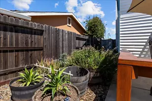 66 Audia Cir, Sacramento, CA 95823 - Photo 32