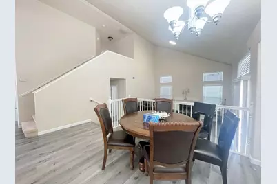 8668 Gossamer Way, Elk Grove, CA 95624 - Photo 10
