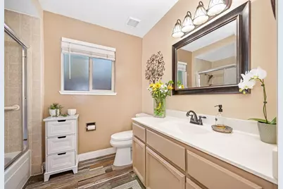 8025 Doral Court, Citrus Heights, CA 95610 - Photo 14