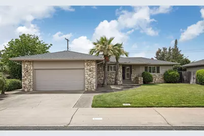 1207 Lakewood Drive, Lodi, CA 95240 - Photo 1