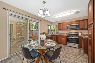8749 White Cedar Lane, Elk Grove, CA 95758 - Photo 6