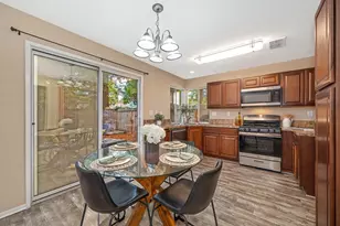 8749 White Cedar Ln, Elk Grove, CA 95758 - Photo 6
