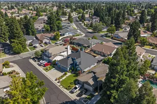 9075 Doncaster Ct, Elk Grove, CA 95624 - Photo 42