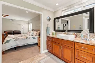 9075 Doncaster Ct, Elk Grove, CA 95624 - Photo 22