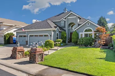 9075 Doncaster Court, Elk Grove, CA 95624 - Photo 4