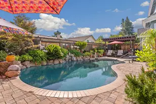 9075 Doncaster Ct, Elk Grove, CA 95624 - Photo 34