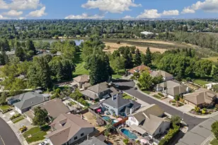 9075 Doncaster Ct, Elk Grove, CA 95624 - Photo 46