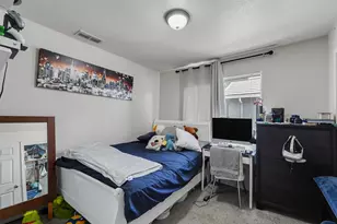 8662 Bluefield Way, Sacramento, CA 95823 - Photo 28