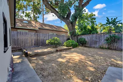 131 Loma Vista Way, Modesto, CA 95354 - Photo 28