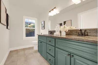 131 Loma Vista Way, Modesto, CA 95354 - Photo 18
