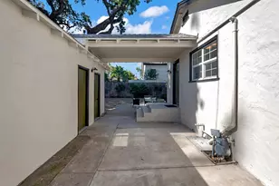 131 Loma Vista Way, Modesto, CA 95354 - Photo 32