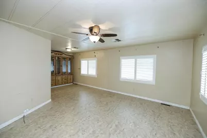 Lahaina, Modesto, CA 95355 - Photo 16