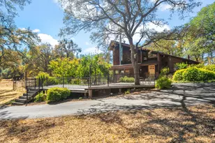 24066 Timber Ridge Dr, Auburn, CA 95602 - Photo 2