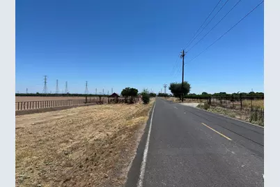 13933 E Kettleman Lane, Lodi, CA 95240 - Photo 14