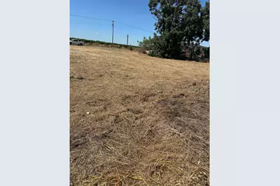 13933 E Kettleman Lane, Lodi, CA 95240 - Photo 1