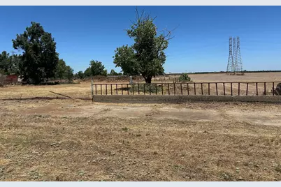13933 E Kettleman Lane, Lodi, CA 95240 - Photo 16
