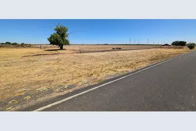 13933 E Kettleman Lane, Lodi, CA 95240 - Photo 24