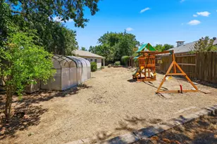 8421 Lost Cavern Ct, Citrus Heights, CA 95621 - Photo 38