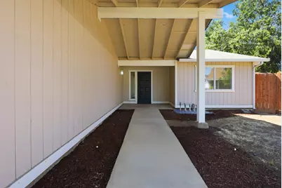 8421 Lost Cavern Court, Citrus Heights, CA 95621 - Photo 2