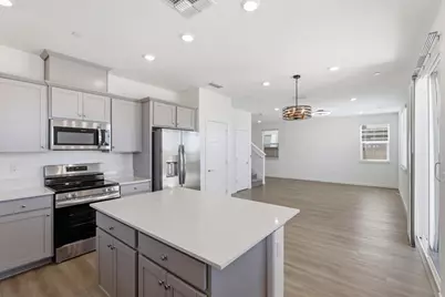3631 Miraleste Way, Sacramento, CA 95835 - Photo 8