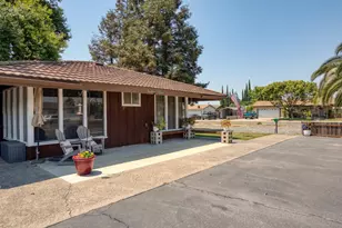1415 Oklahoma Ave, Escalon, CA 95320 - Photo 6