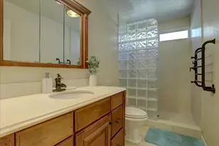 11594 Madrone Ct, Auburn, CA 95602 - Photo 38