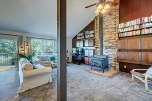 11594 Madrone Ct, Auburn, CA 95602 - Photo 10