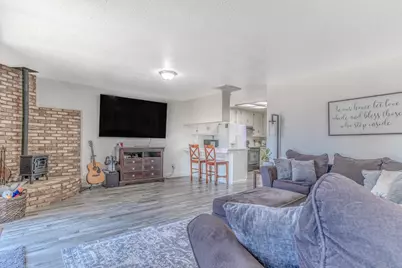 428 N Western Avenue, Waterford, CA 95386 - Photo 10