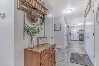 428 N Western Avenue, Waterford, CA 95386 - Photo 20