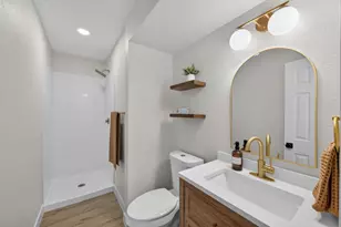 2724 Hyannis Way, Sacramento, CA 95827 - Photo 16