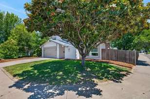 2724 Hyannis Way, Sacramento, CA 95827 - Photo 2