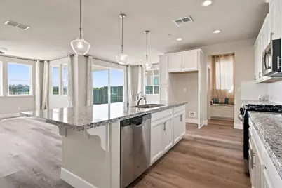 18006 Silver Springs Way, Lathrop, CA 95330 - Photo 10