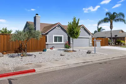 1614 7th Street, Hughson, CA 95326 - Photo 2